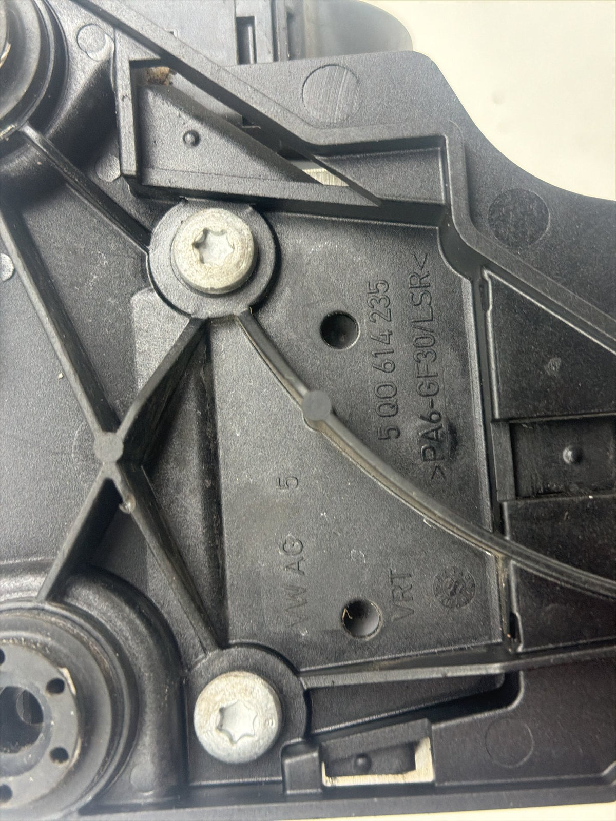2015-2016 Audi A3 ABS Anti-Lock Brake Pump Module 3Q0614517F OEM