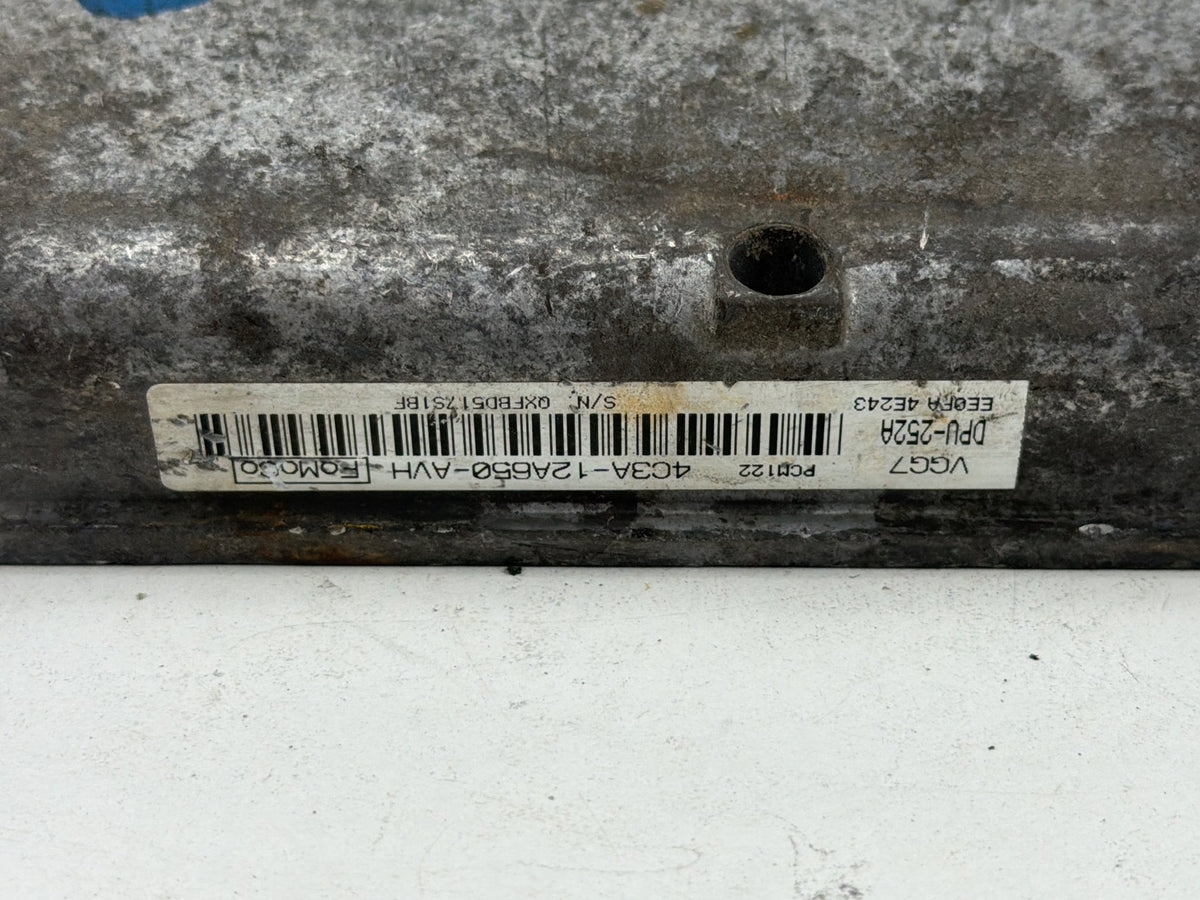2003-2004 Ford F550 Engine Computer Control Module 4C3A-12A650-AVH OEM