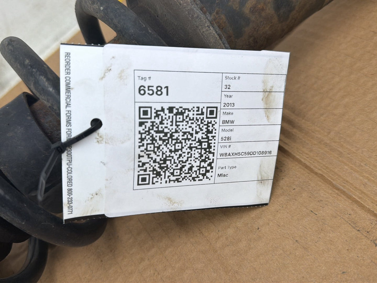 2012-2014 BMW 528i F10 Left Rear Shock Absorber 814903008567 OEM