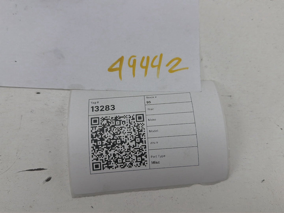 2010-2015 Mercedes-Benz ML550 Fuel System Purge Valve A0014760532 OEM