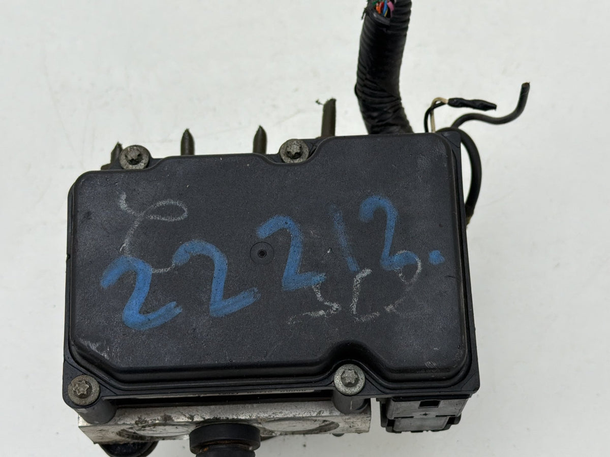 2008-2009 Nissan Altima 2.5L ABS Anti-Lock Brake Pump Module 0265800669 OEM