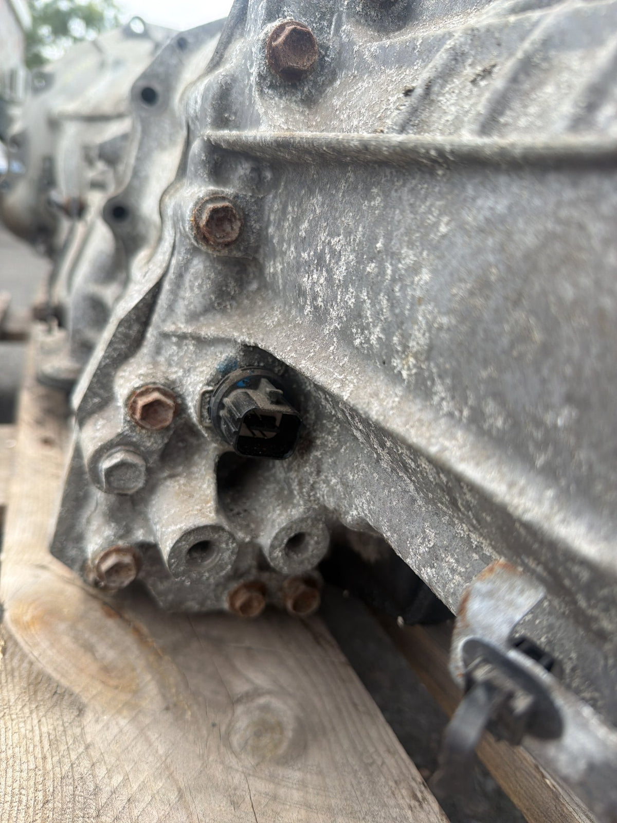 2011 Infiniti G37 3.7L 4WD Automatic Transmission Transfer Case Assembly OEM