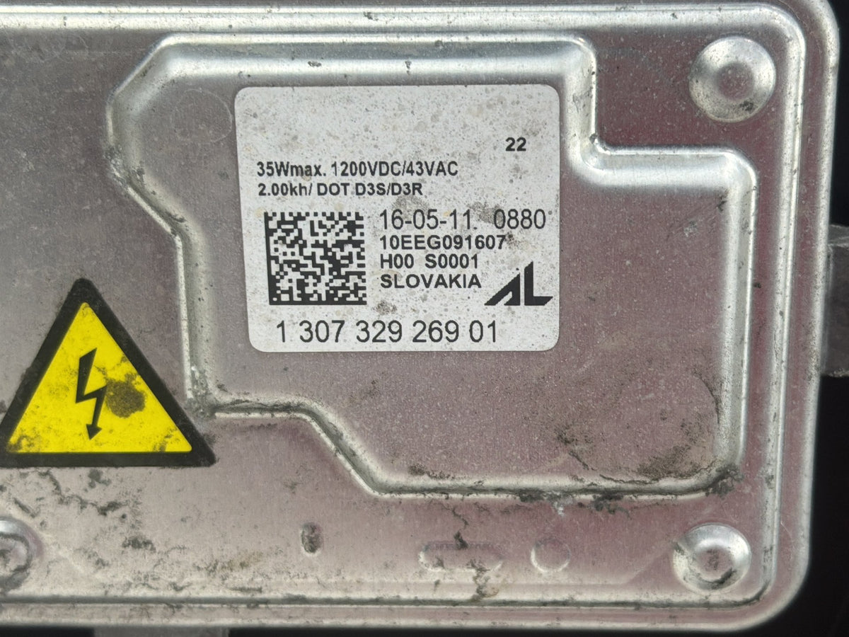 2010-2012 Land Rover Range Rover Front Left Side Headlight AH42 13W030-CC OEM