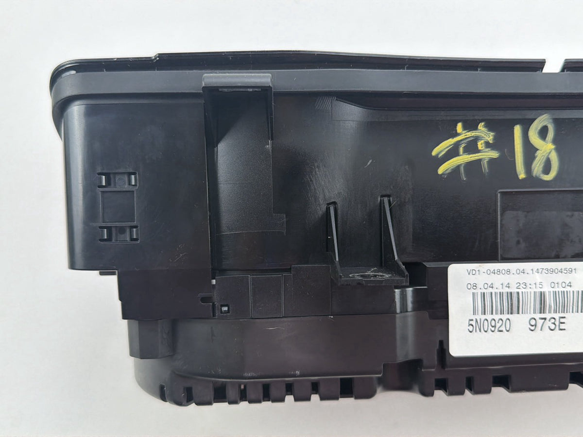 2013-2017 Volkswagen Tiguan Speedometer Instrument Cluster Gauges 5N0920 OEM
