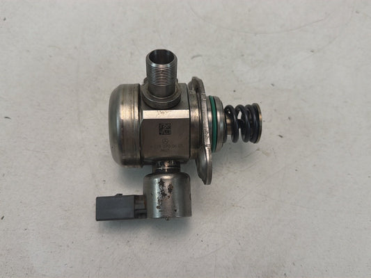 2012-2015 Mercedes-Benz S-Class W221 Right High Pressure Fuel Pump A2780700601 OEM