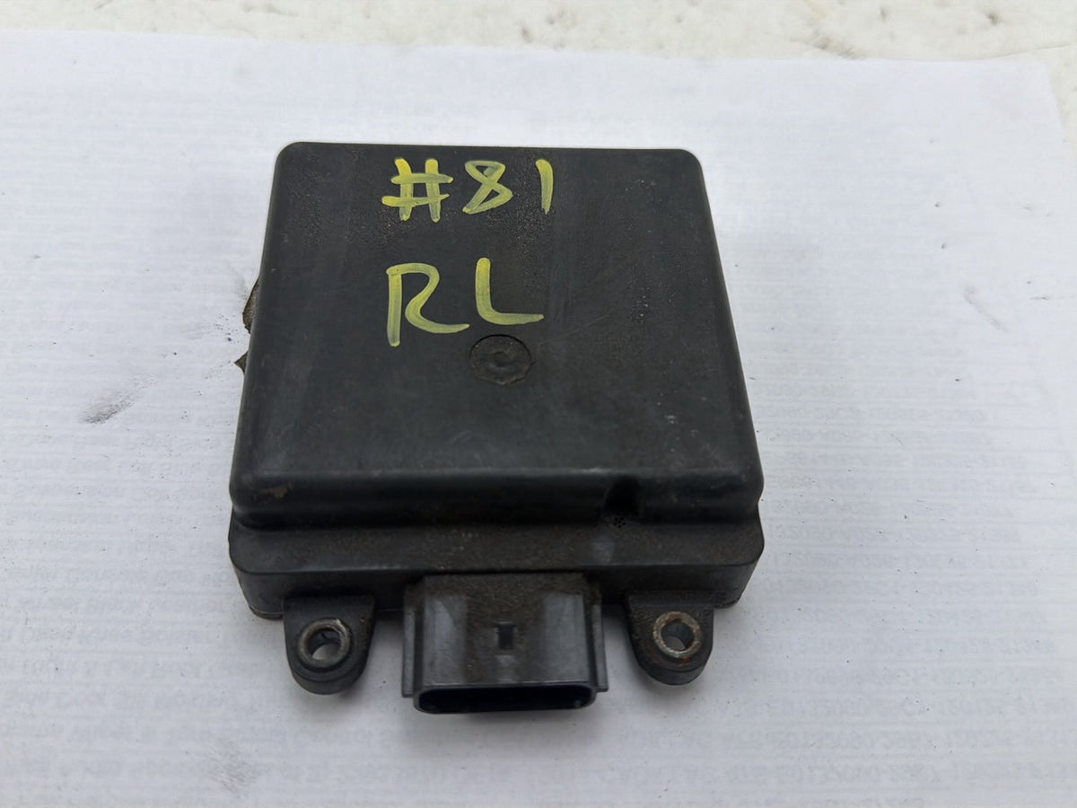 2014-2017 Maserati Ghibli Left Rear Blind Spot Radar Sensor 0670033070 OEM