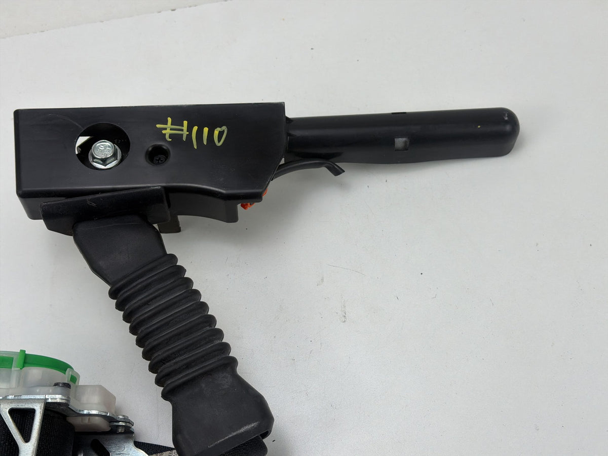 2013-2018 Nissan Altima Right Front Side Seat Belt Retractor Assembly OEM