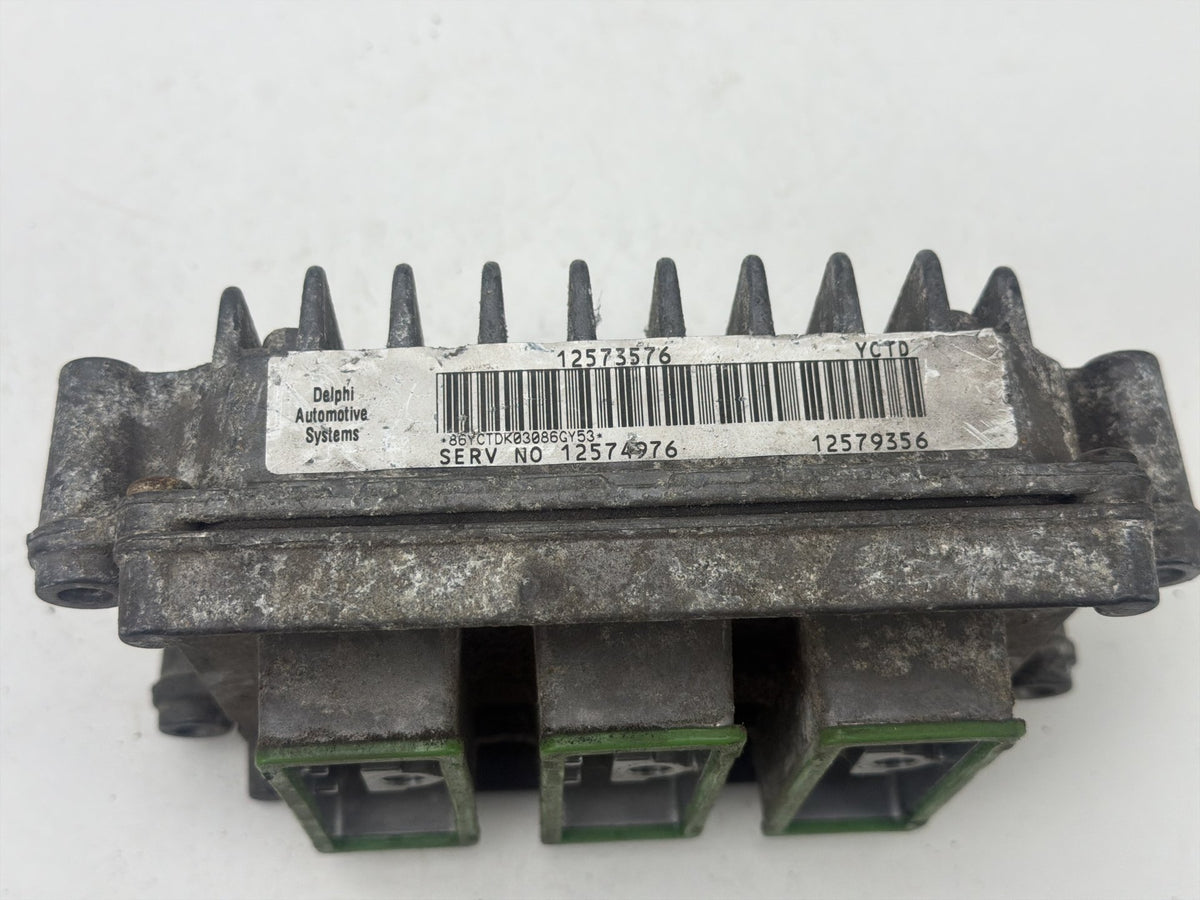 2003-2005 GMC Envoy Engine Computer Control Module 12573576 OEM