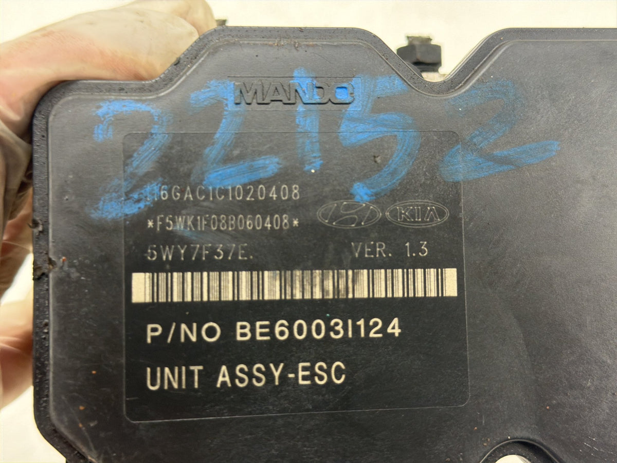 2011-2013 Kia Sportage Anti-Lock ABS Brake Pump Module 58920-3W400 OEM