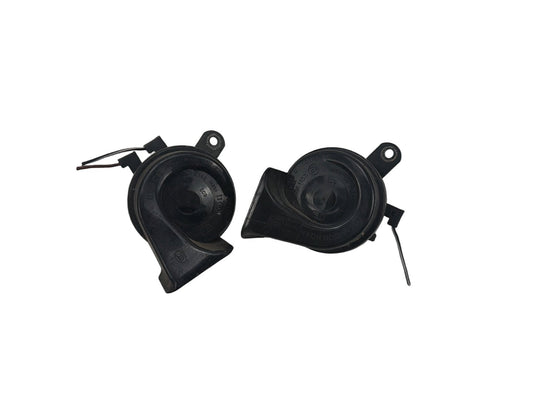 2010-2013 Mercedes-Benz E-Class Coupe High and Low Tone Horn Signal Set OEM