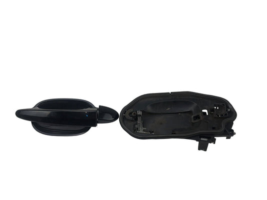 2008-2010 BMW 528i E60 Front Right Passenger Side Exterior Door Handle OEM