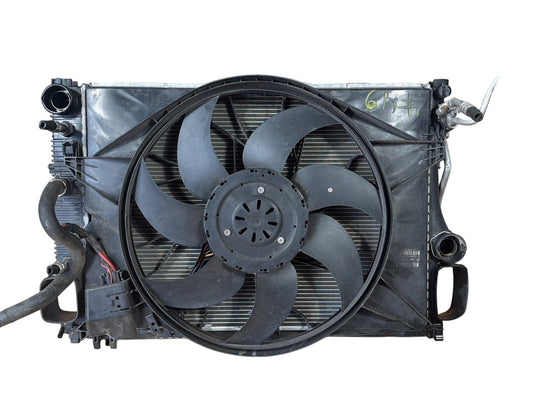 2007-2013 Mercedes-Benz S500 W221 Engine Radiator w/ Cooling Fan A2215000993 OEM