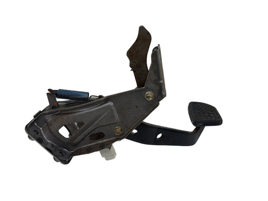 2003-2009 Toyota 4Runner Stop Brake Pedal w/ Bracket Assembly OEM