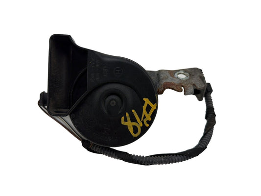 2013-2017 Volkswagen Tiguan Low Note Horn Assembly 5N0951221B OEM