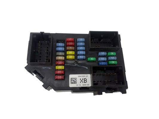 2007-2014 GMC DENALI GMT900 Dashboard Cabin Interior Fuse Box Relay Block OEM
