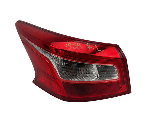 2016-2019 Nissan Sentra Left Driver Side Quarter Panel Mounted Tail Light OEM