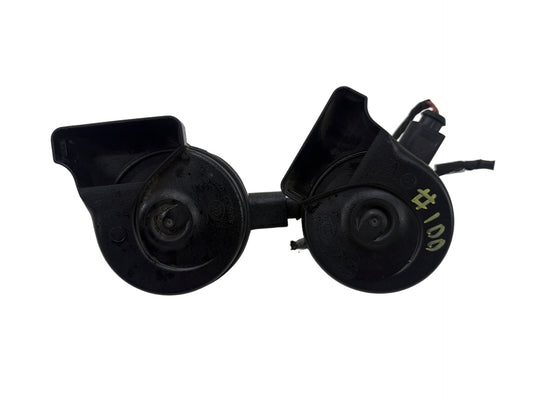 2015-2020 Audi A3 Front Dual High Low Tone Warning Horn Assembly 5Q0951221 OEM