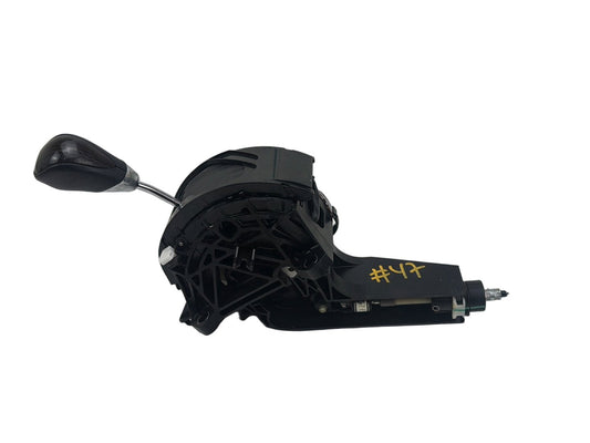 2015-2018 Toyota Sienna Automatic Transmission Shifter Selector Assembly OEM