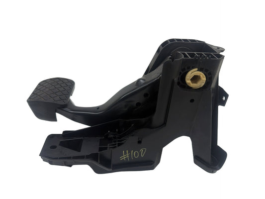 2015-2020 Audi A3 Brake Stop Pedal w/ Bracket Support 5Q1721117E OEM