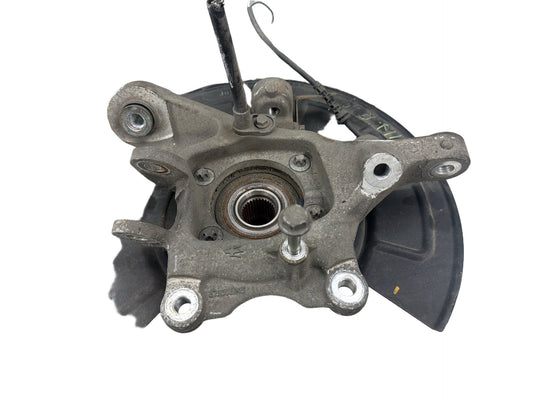 2014-2017 Maserati Quattroporte VI M156 Front Right Steering Knuckle Hub OEM