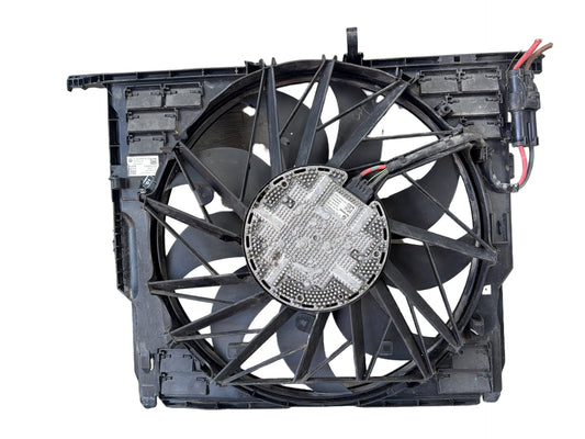 2010-2016 BMW 550i F10 4.4L Radiator Cooling Fan 8509743 OEM