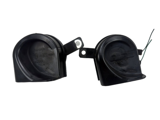 2013-2018 Nissan Altima High Low Tone Dual Snail Horn Set E358943 OEM