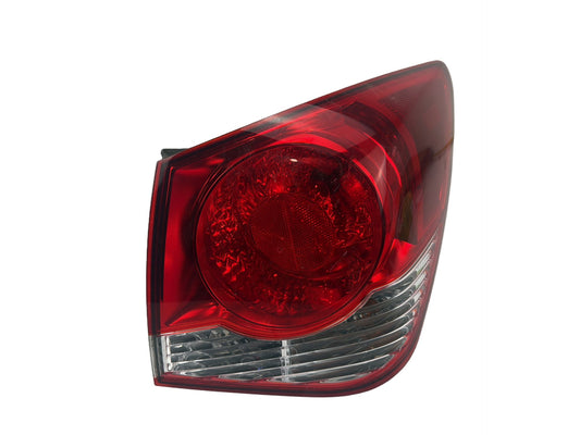 2011-2016 Chevrolet Cruze Rear Right Side Outer Quarter Panel Tail Light OEM