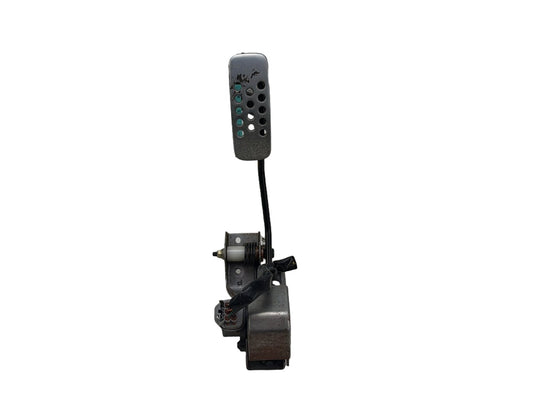 2003-2008 Nissan 350Z-Gas Pedal Sensor 18919AM810 OEM