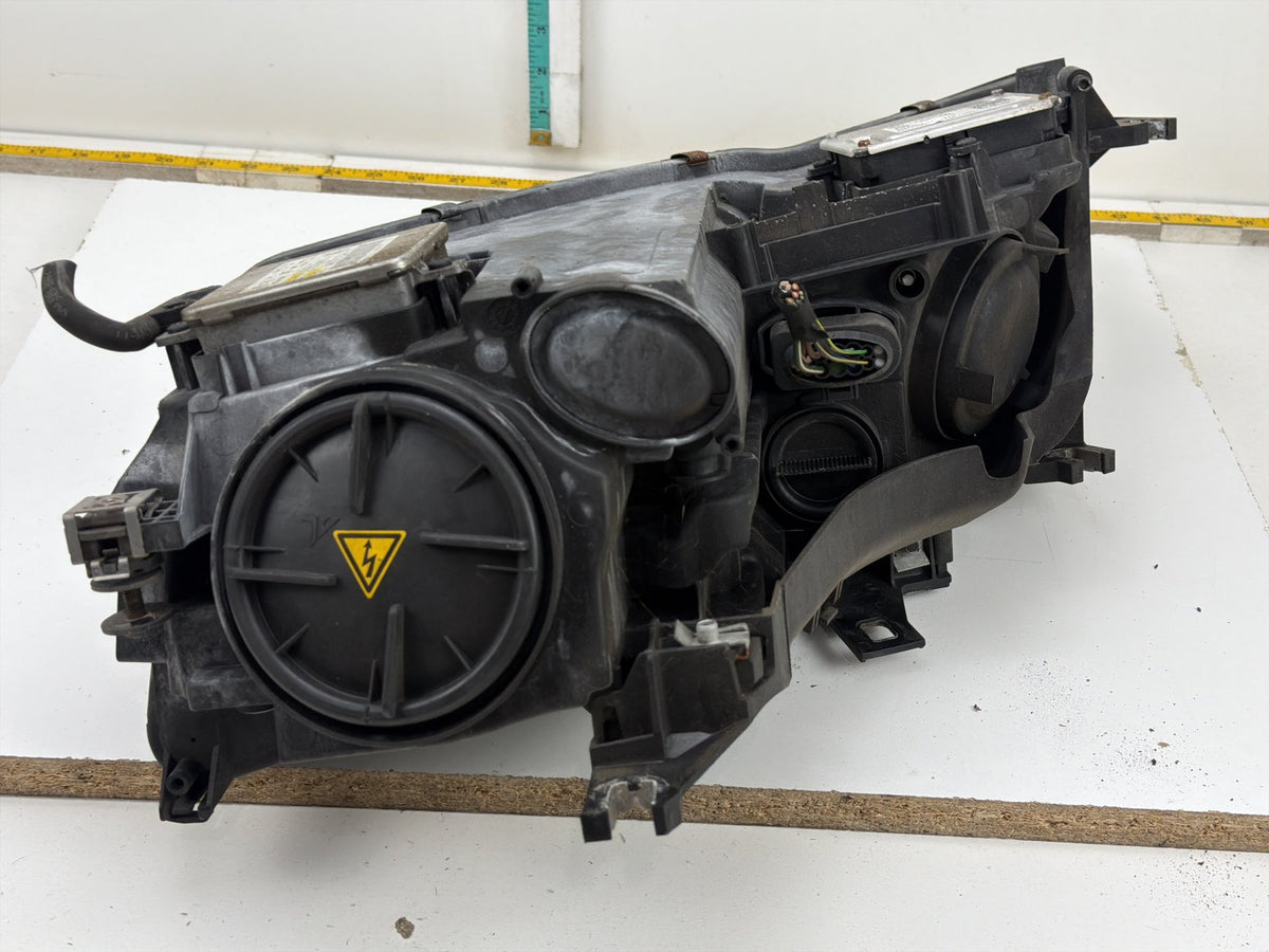 2012-2015 Audi A7 Front Right Passenger Side Headlight Assembly 4G8941006B OEM