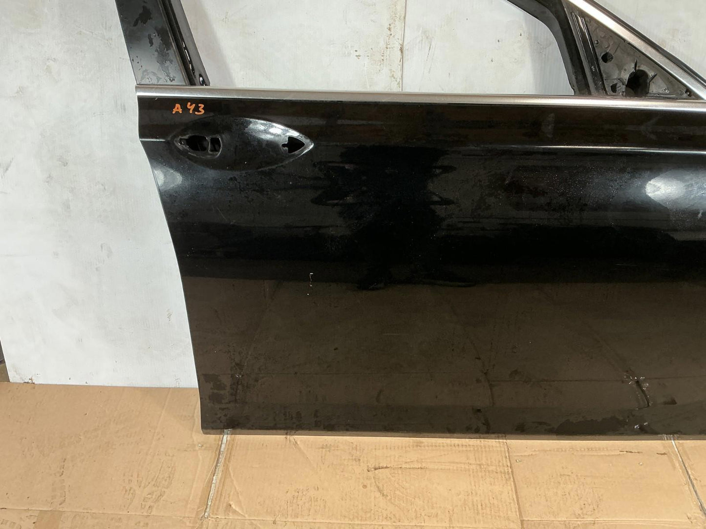 2009 - 2015 BMW 740i F01 Front Right Passenger Side Door Shell Panel OEM.