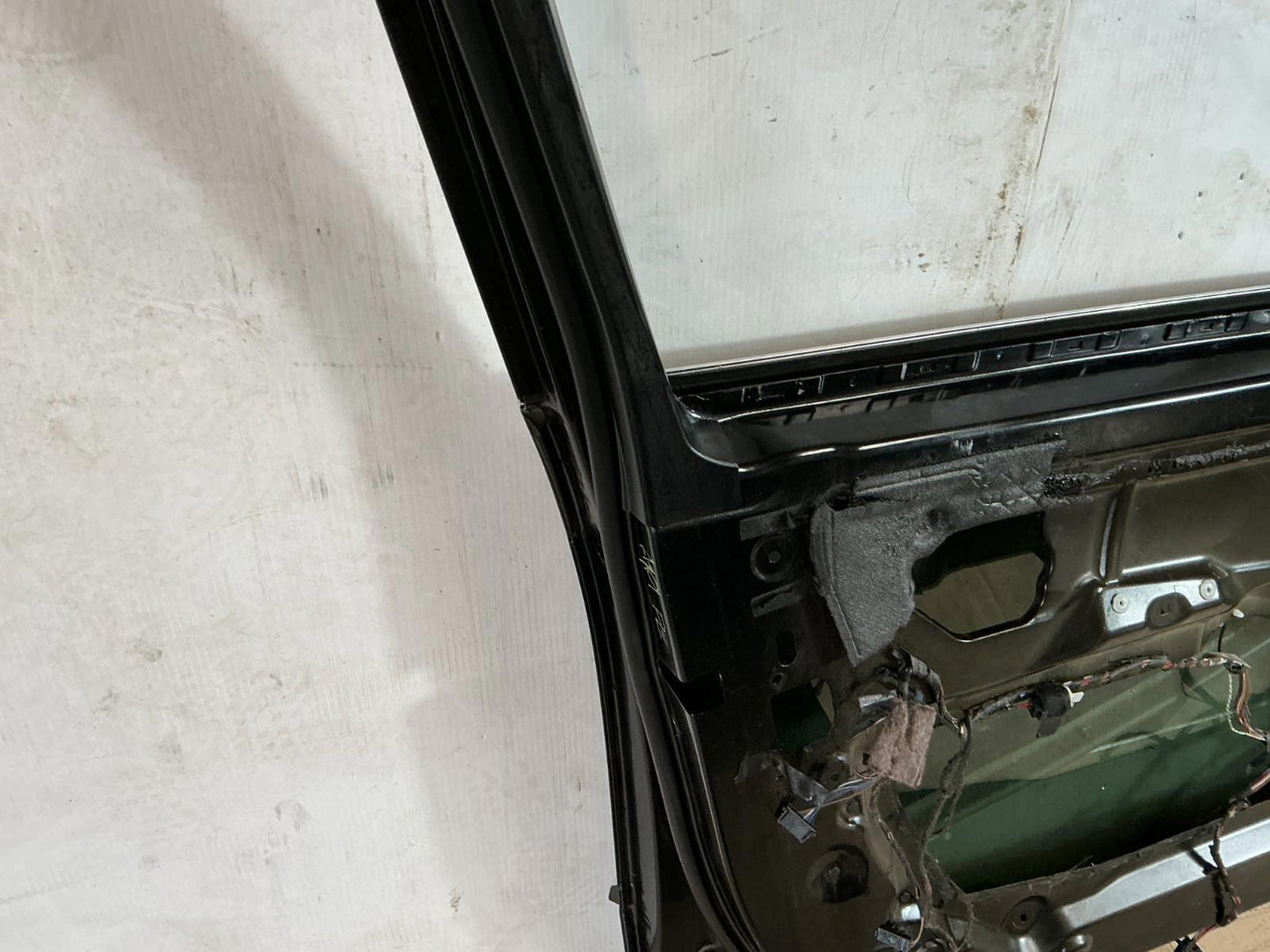 2007 - 2013 BMW X5 xDrive50i Front Left Driver Side Door Shell Panel OEM.