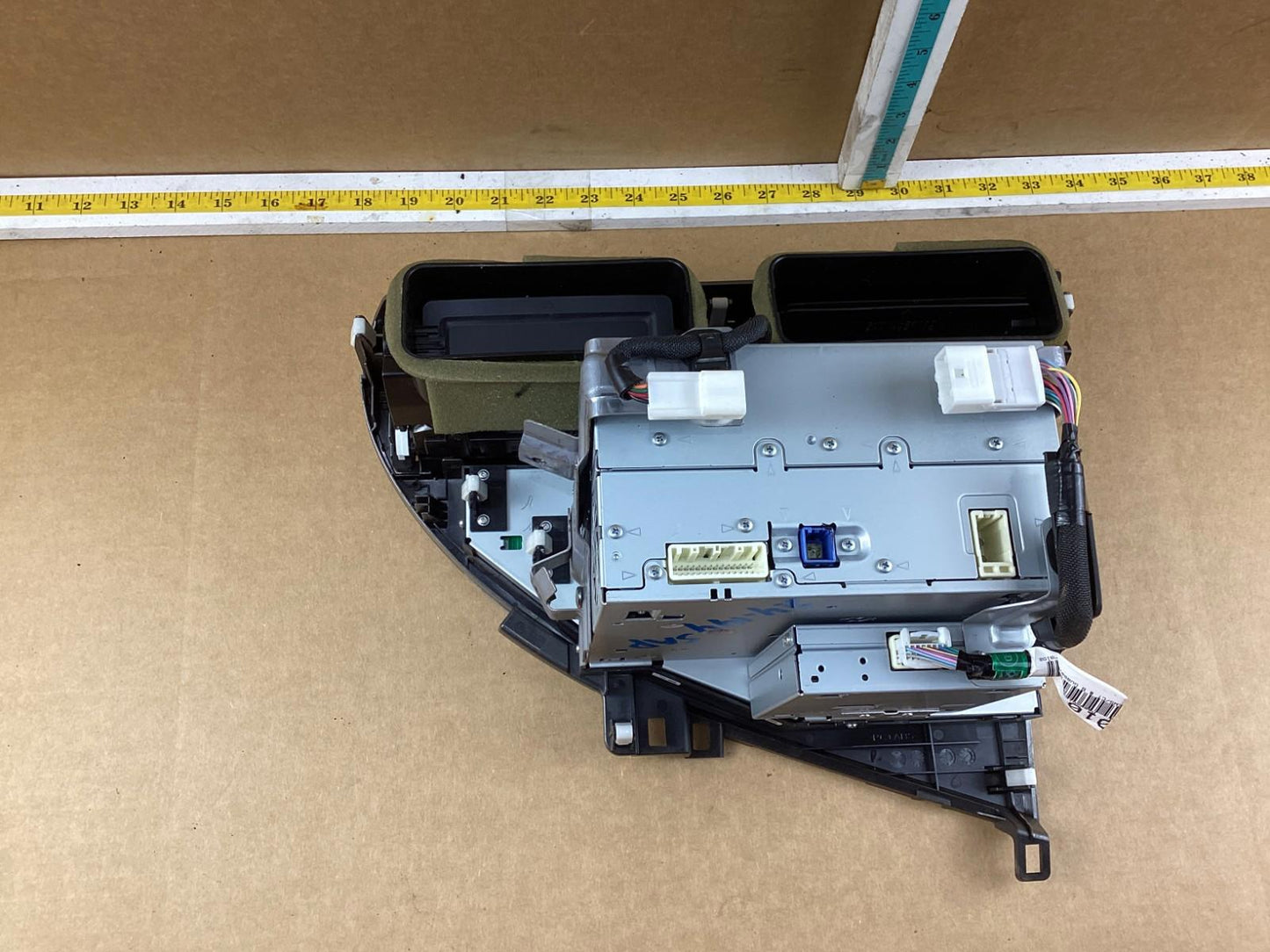 2010-2012 Lexus RX350 Navigation Climate Control Radio Receiver CD Player OEM