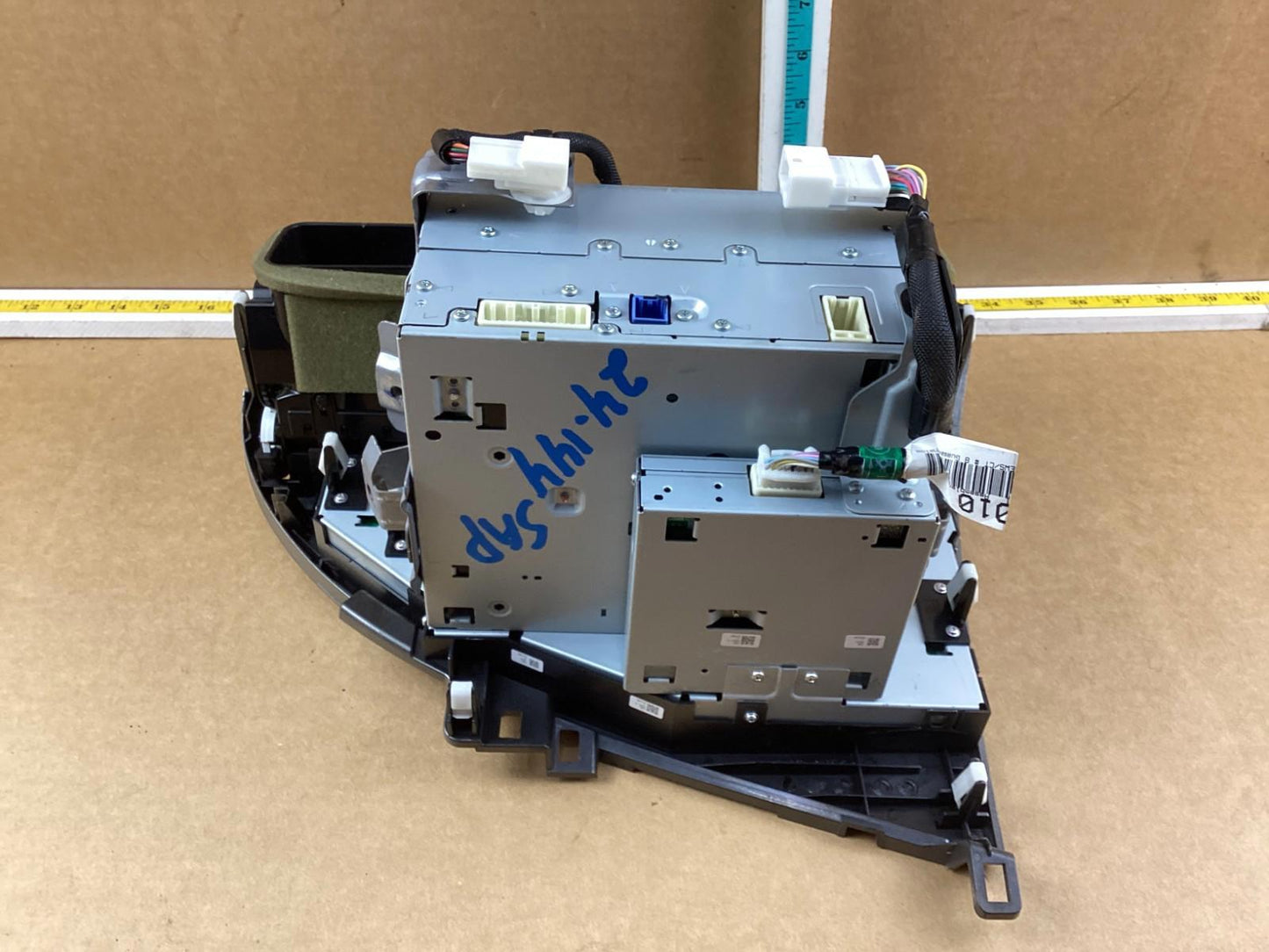 2010-2012 Lexus RX350 Navigation Climate Control Radio Receiver CD Player OEM