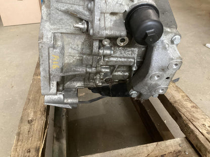 2013 - 2016 AUDI A3 Automatic Transmission Gearbox 02E409061D OEM
