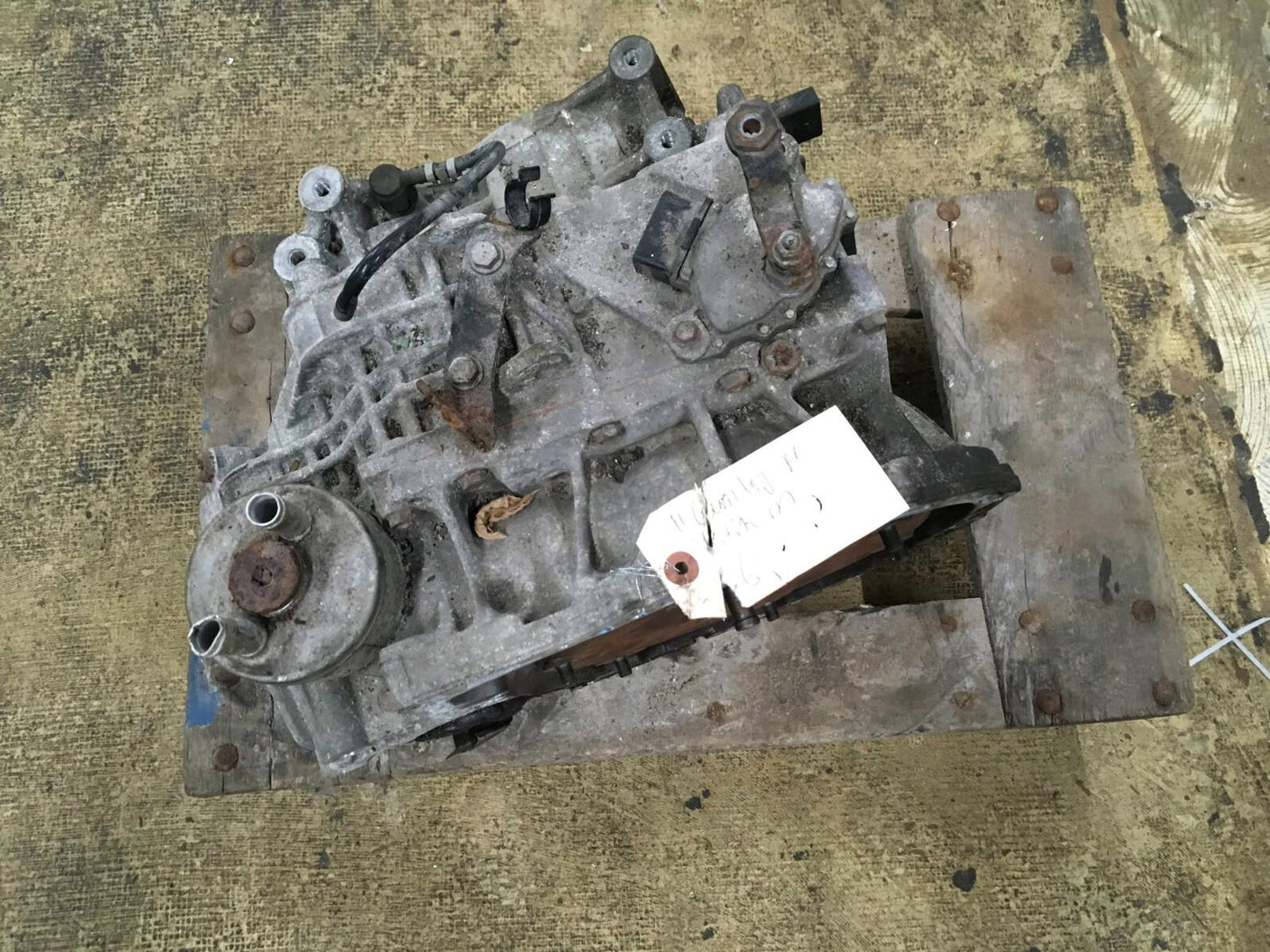2011 -2016 MINI COOPER COUNTRYMAN 1.6L AUTOMATIC TRANSMISSION 156K OEM .