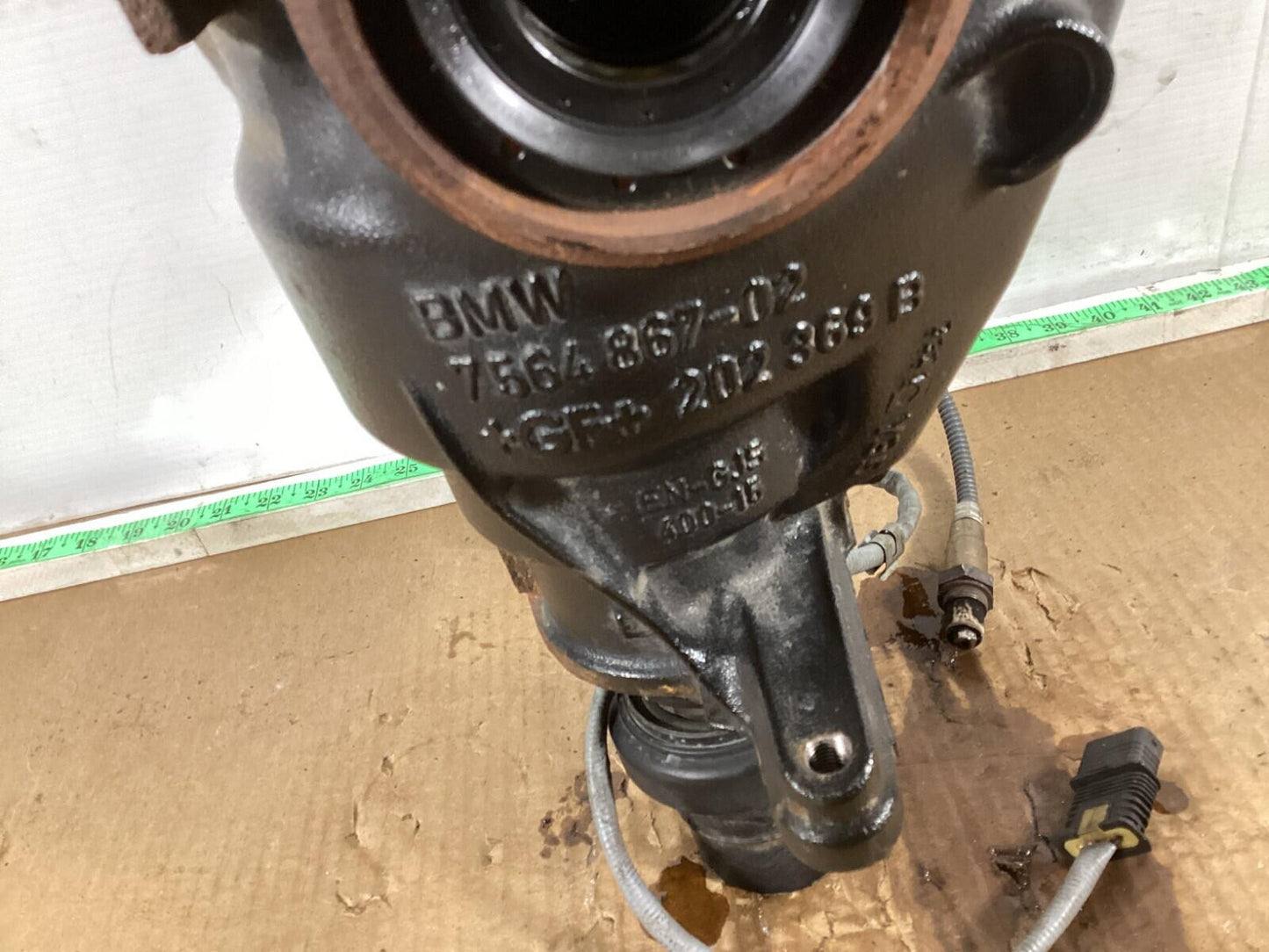 2011 - 2019 BMW X5 E70 Rear Axle Differential Gear Carrier 7564867 OEM .