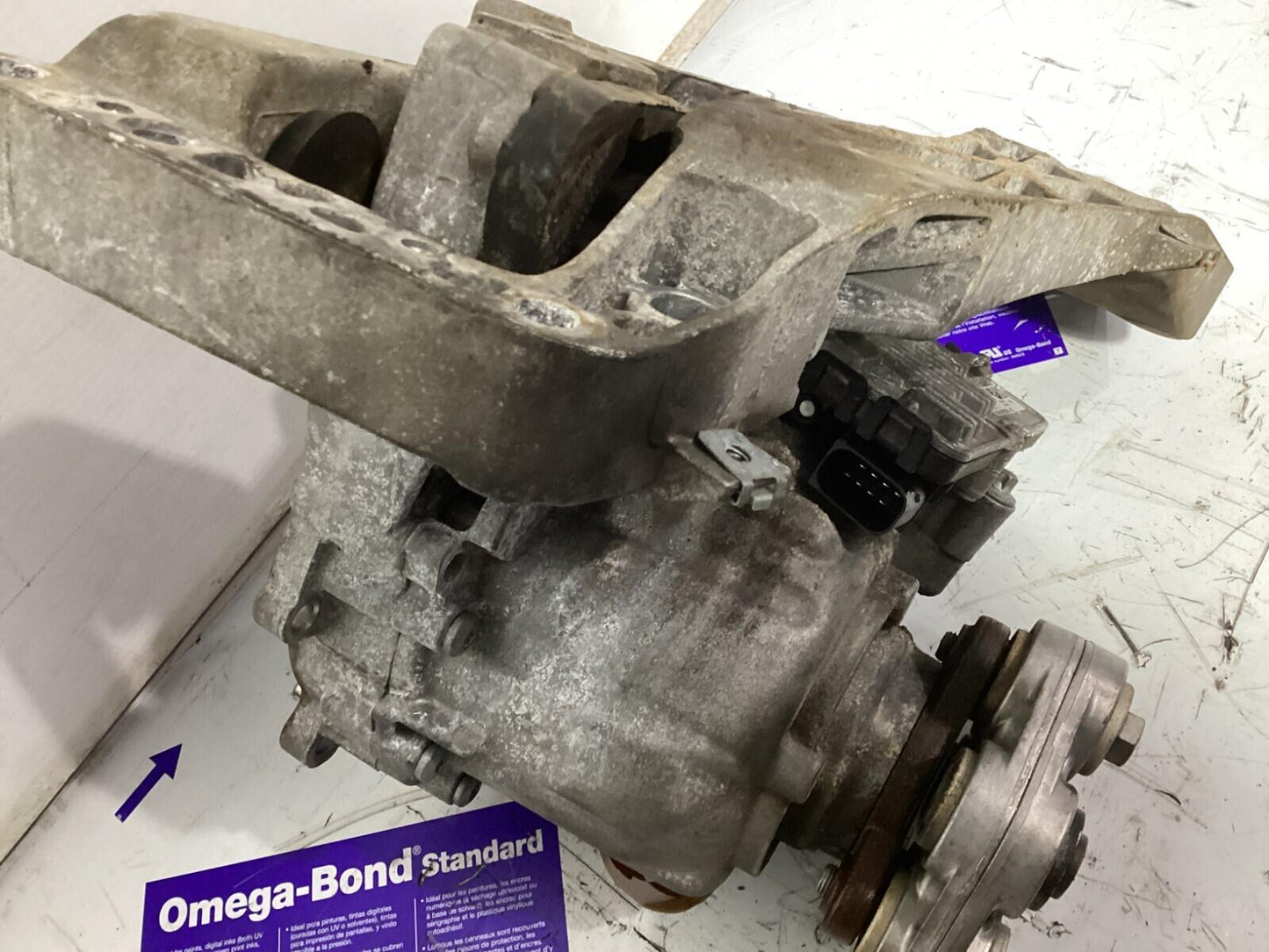2007-2014 BMW 320i xdrive AWD TRANSMISSION TRANSFER CASE OEM.