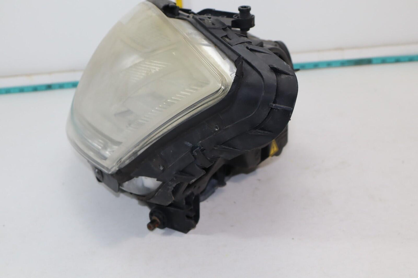 2010-2013 Mercedes-Benz Front Left Driver Side Headlight S500 A2218202539 OEM