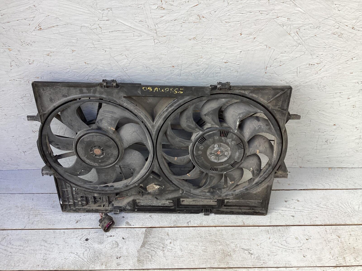 2008 - 2012 Audi S5 Radiator Cooling Fan Assembly & Shroud 8K0959455E OEM