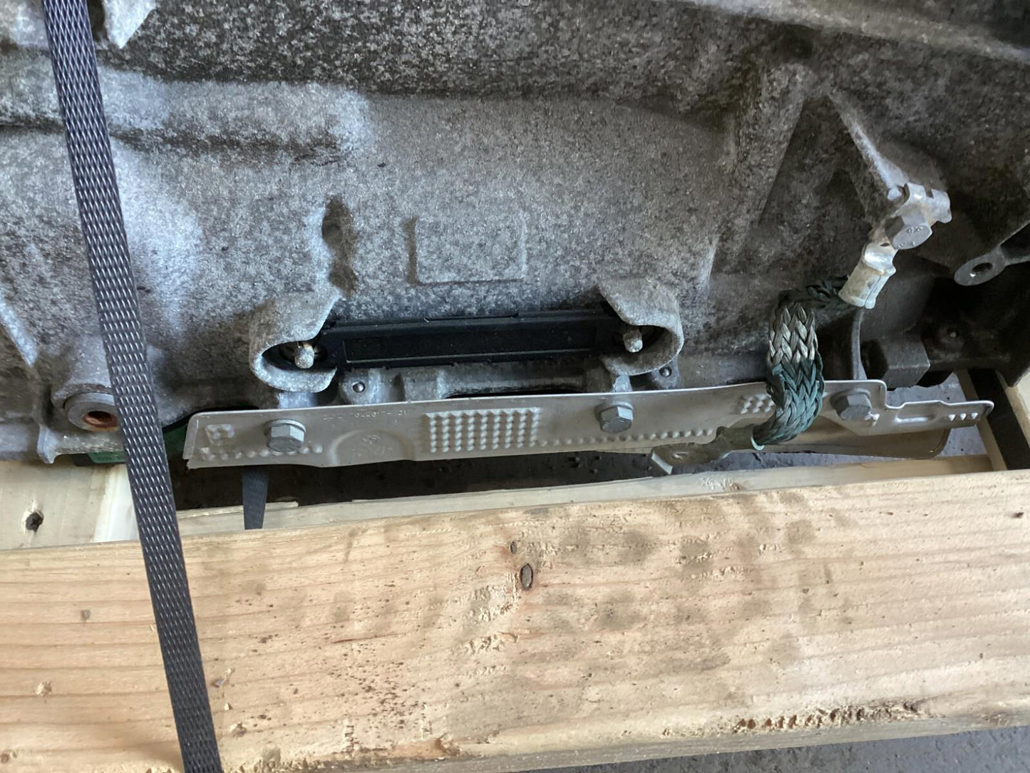 2012 - 2015 BMW F30 320i xDrive AWD Automatic Transmission Gearbox Assembly OEM.