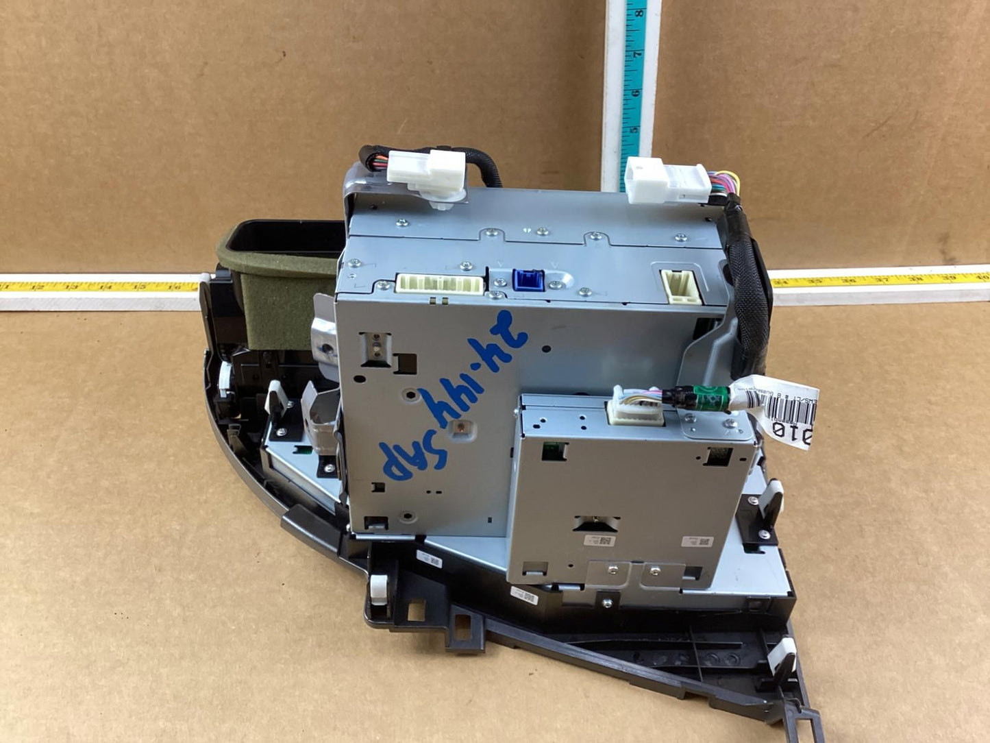 2010-2012 Lexus RX350 Navigation Climate Control Radio Receiver CD Player OEM