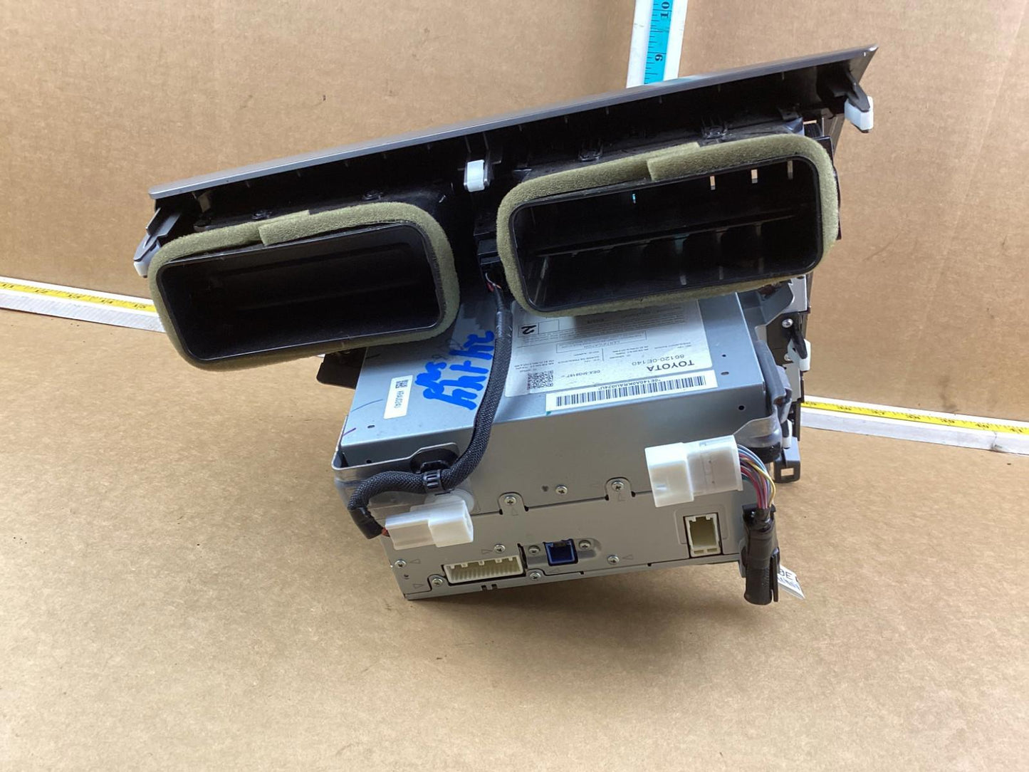 2010-2012 Lexus RX350 Navigation Climate Control Radio Receiver CD Player OEM