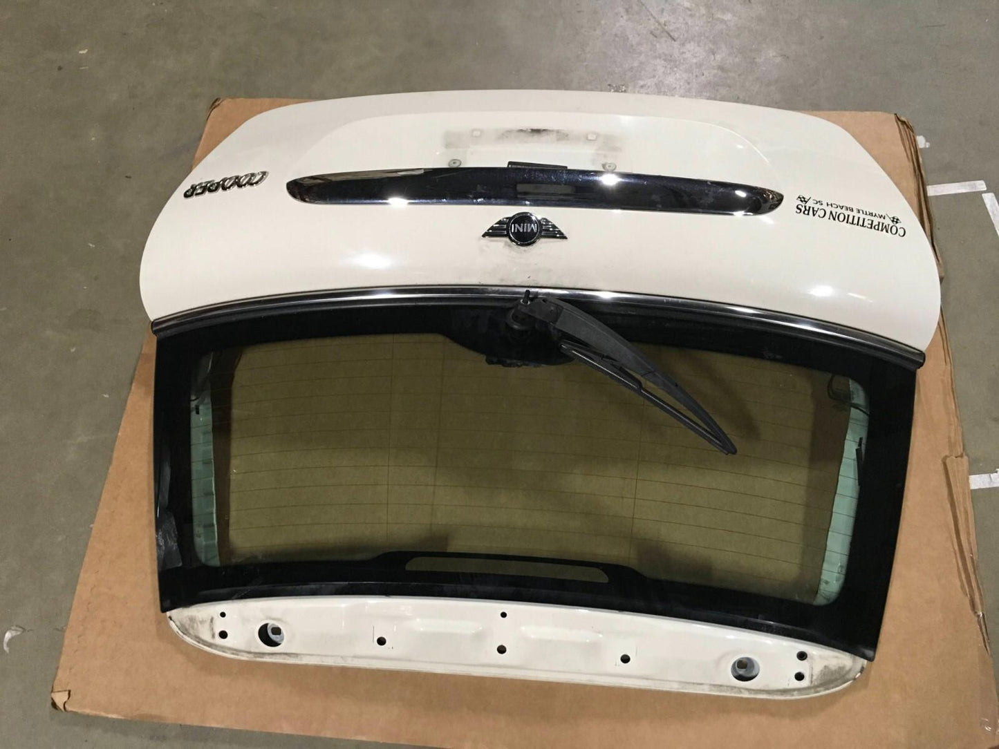 2009-2015 MINI COOPER REAR TRUNK LID LIFTGATE DOOR LID WINDOW GLASS OEM  .