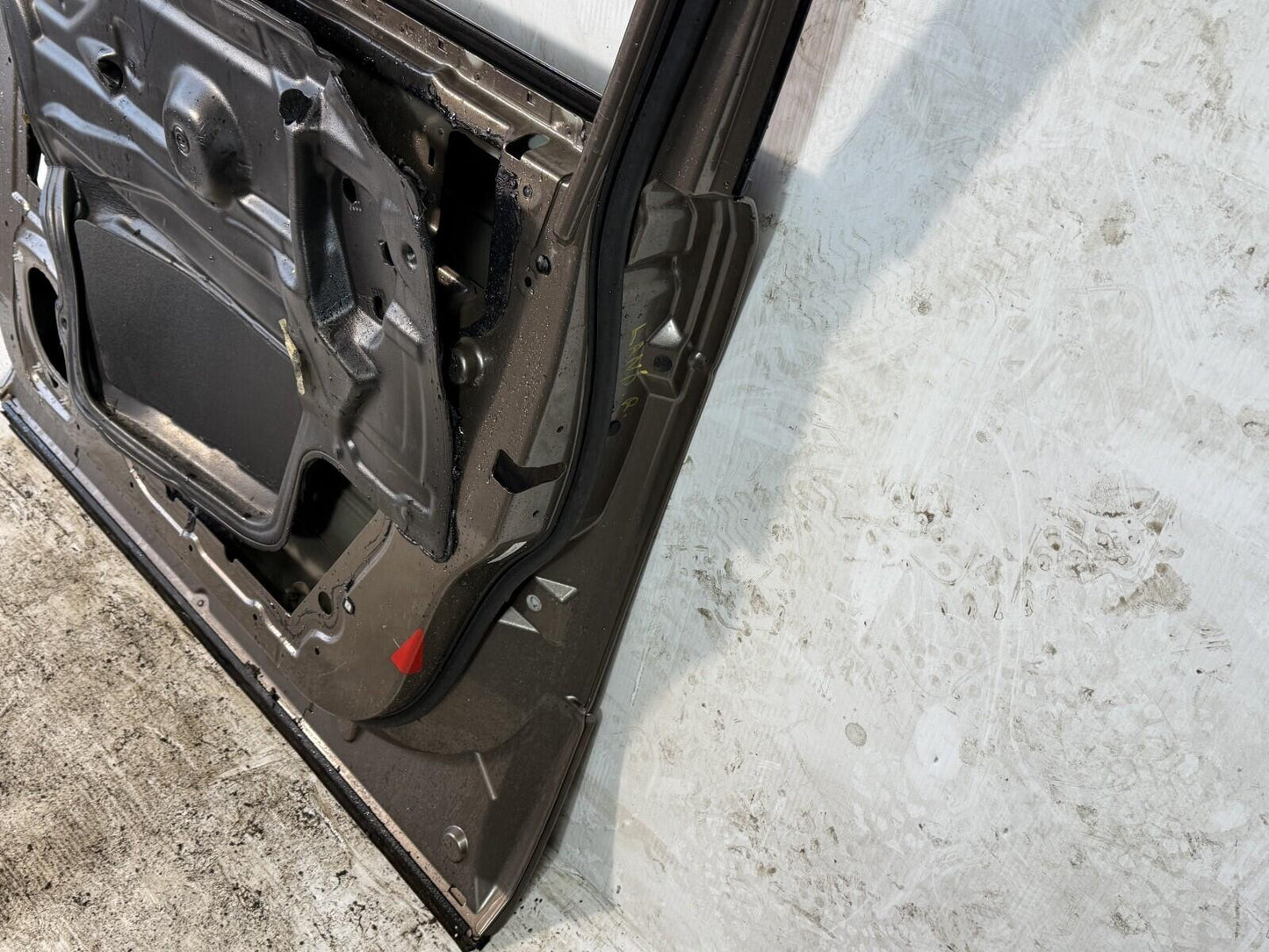 2007-2012 Land Rover Range Rover Front Right Passenger Side Door Shell Panel OEM