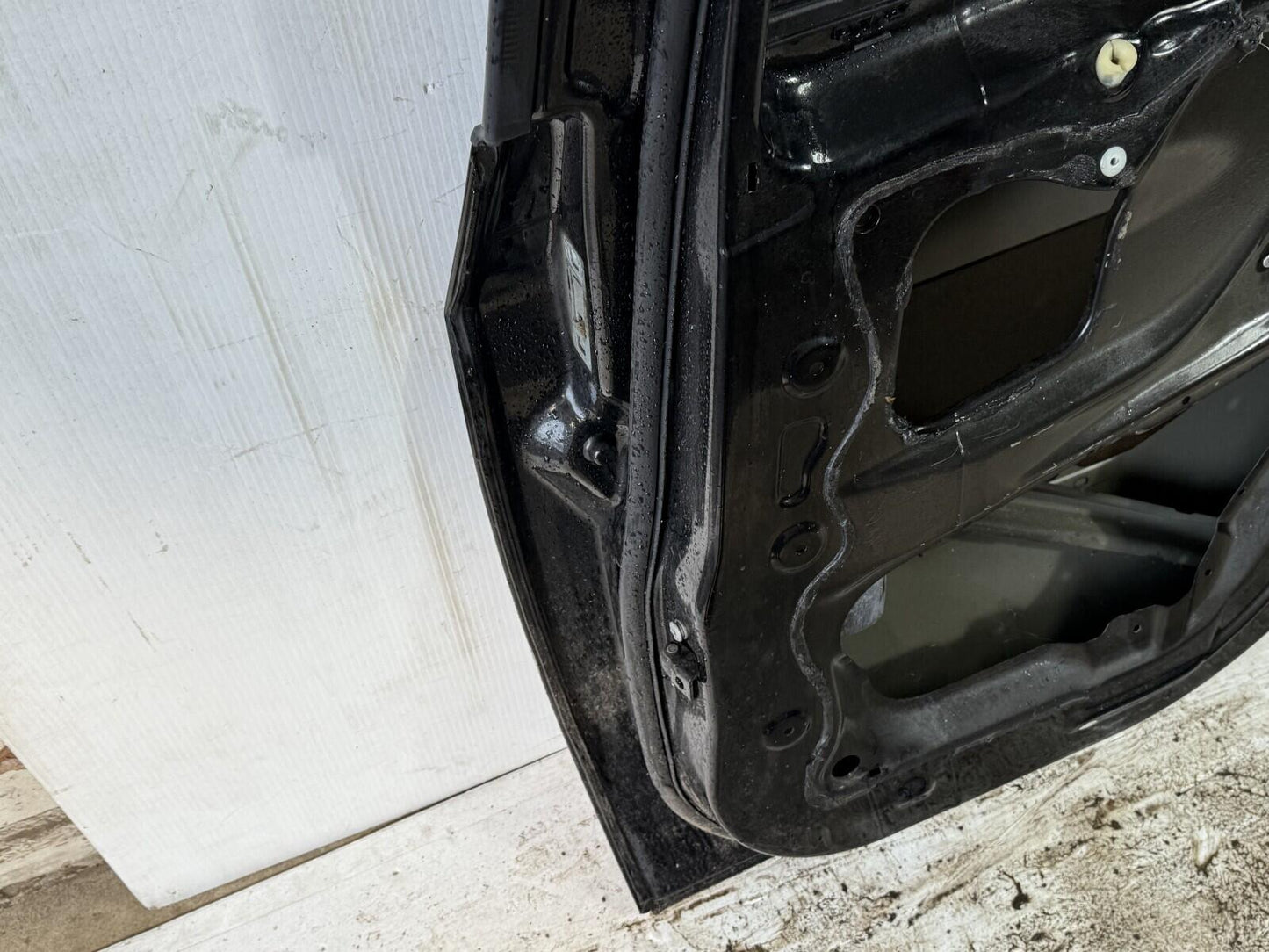 2007-2013 BMW X5 E70 Right Passenger Rear Door Shell Panel OEM