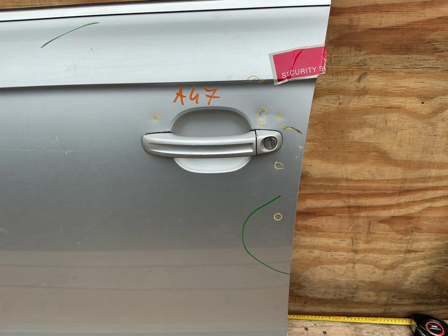 2007 - 2015 Audi Q7 3.6 Premium Front Left Driver Side Door Shell OEM