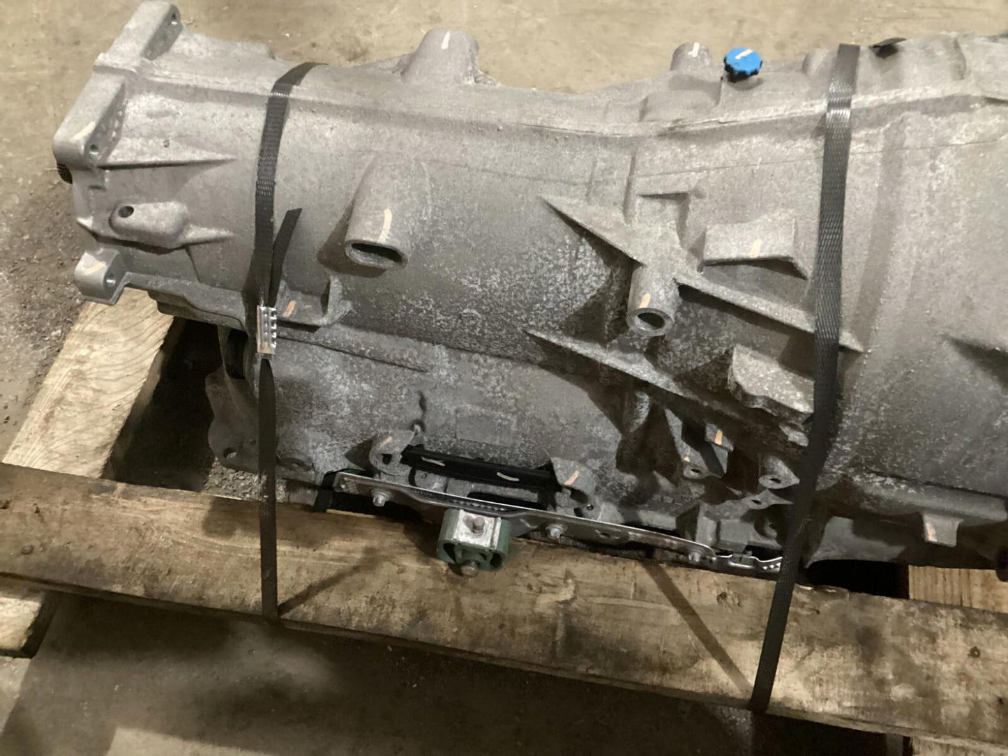 2012 - 2017 BMW X3 F25 Automatic Transmission Gearbox 7636210 OEM.
