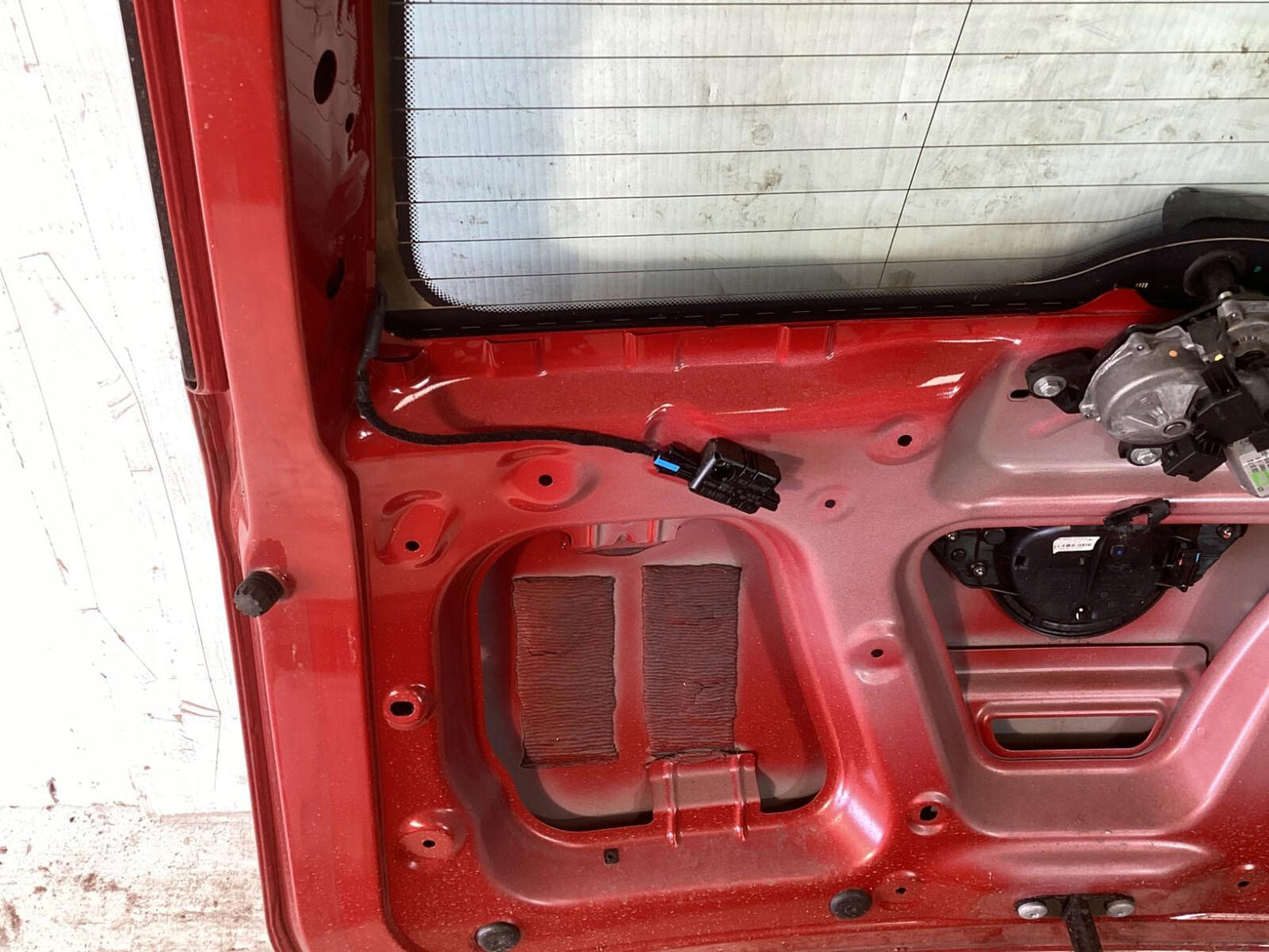 2011-2016 Mini Countryman Tailgate Liftgate Back Door Shell Panel w/ Glass OEM.