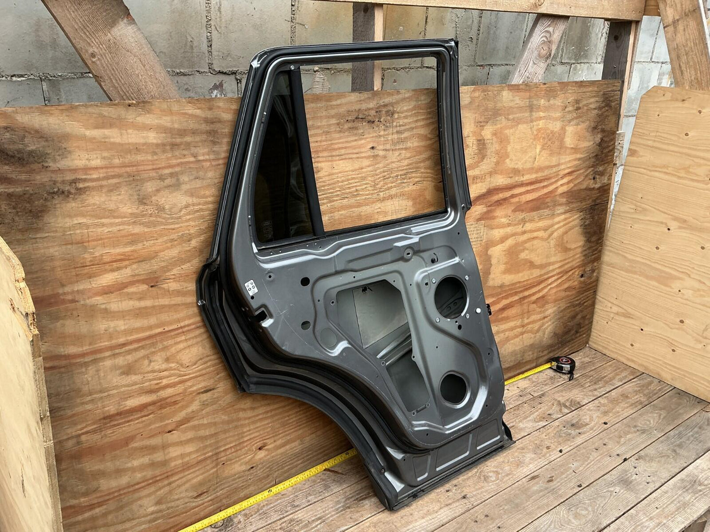 2006 - 2009 Land Rover Range Rover Sport Rear Left Driver Side Door Shell OEM.