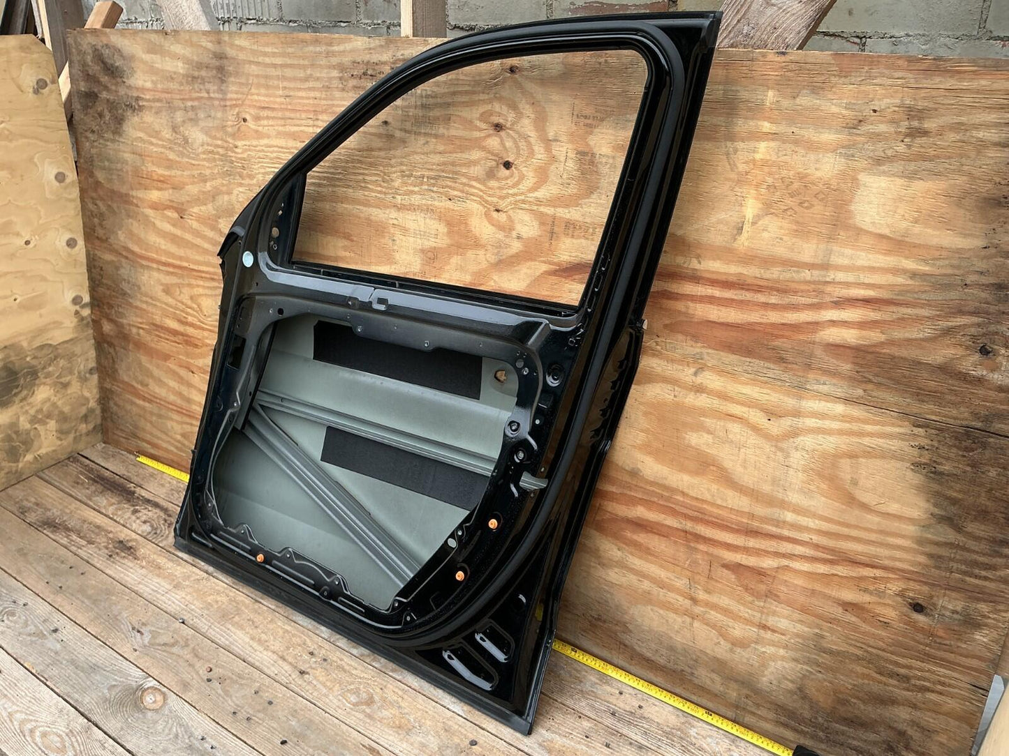 2013 - 2016 Mercedes Benz GL450 X166 Front Right Side Door Shell Panel OEM.